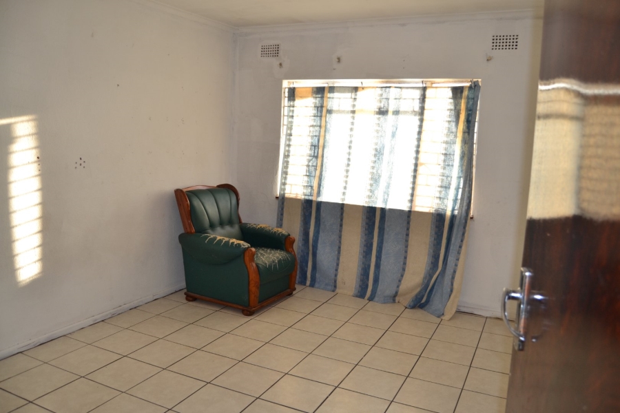 2 Bedroom Property for Sale in Oakdene Western Cape